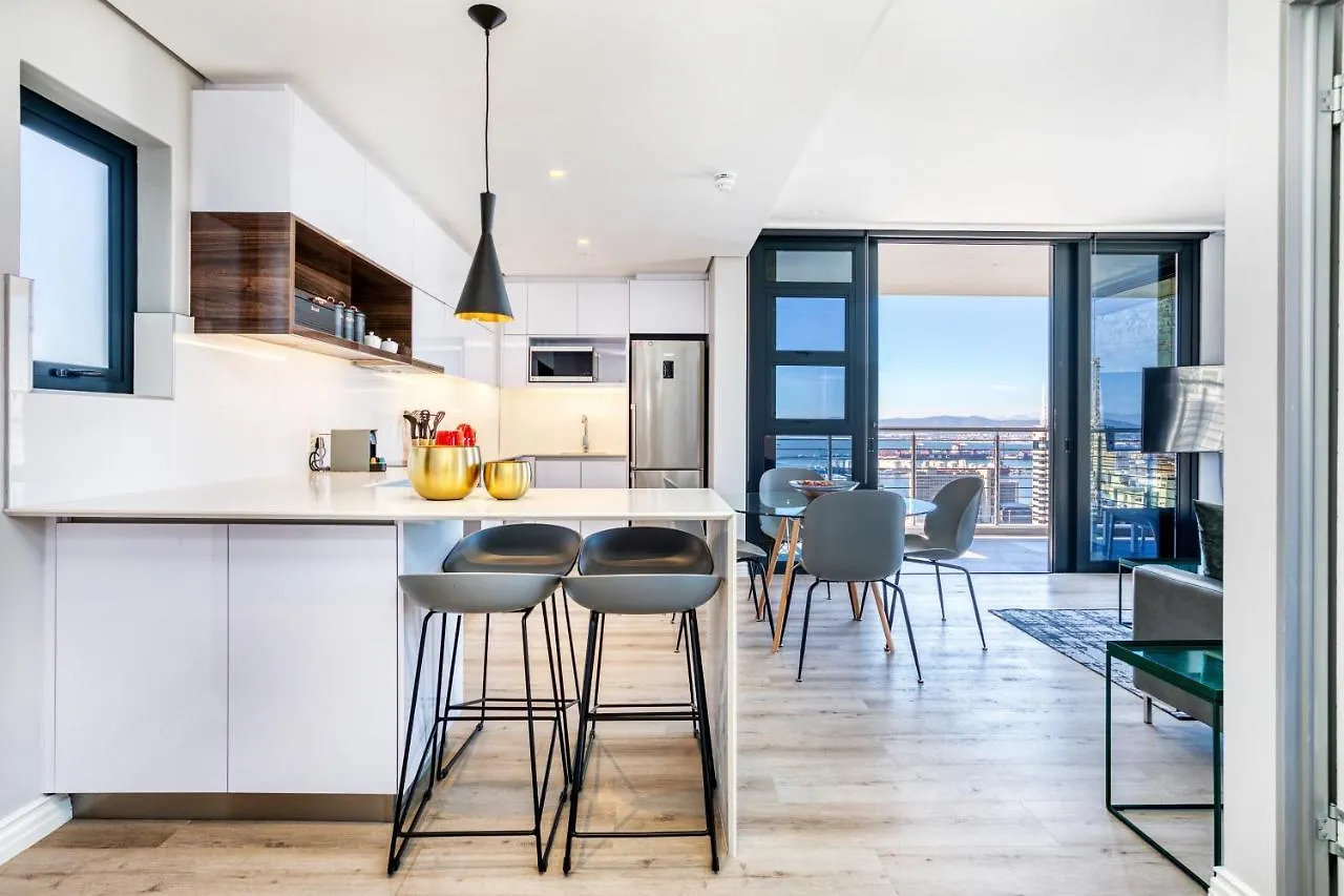 Always-Power Luxury Sky Retreat Apartment Cape Town