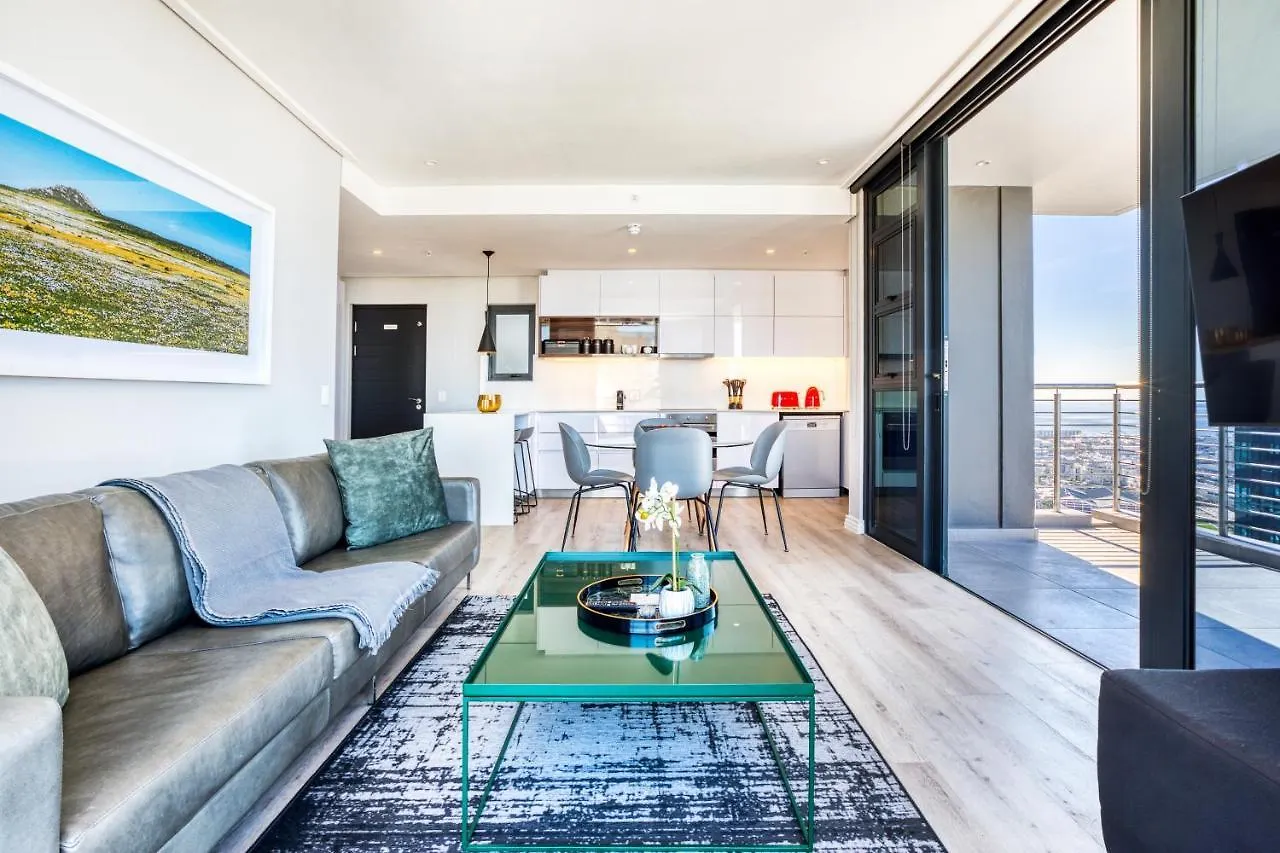 Always-Power Luxury Sky Retreat Apartment Cape Town