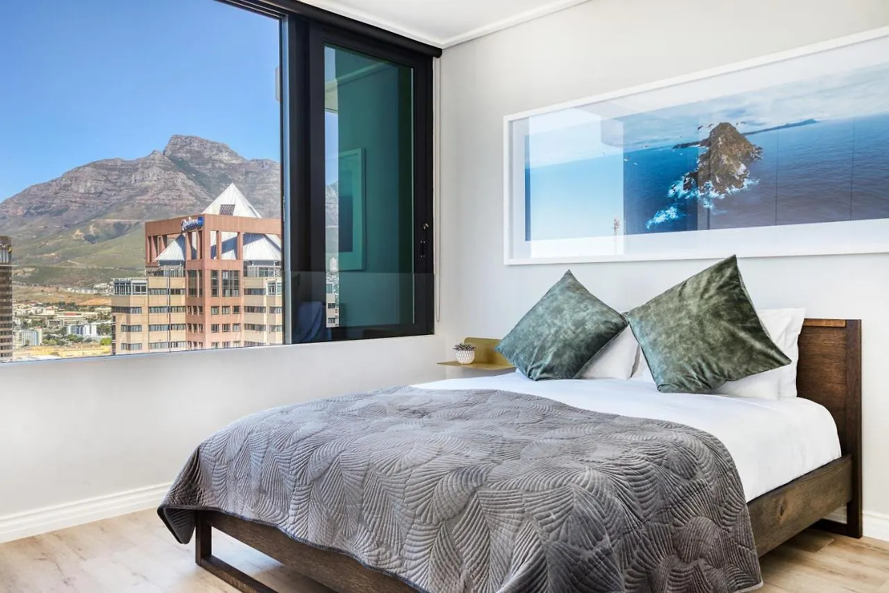 Always-Power Luxury Sky Retreat Apartment Cape Town