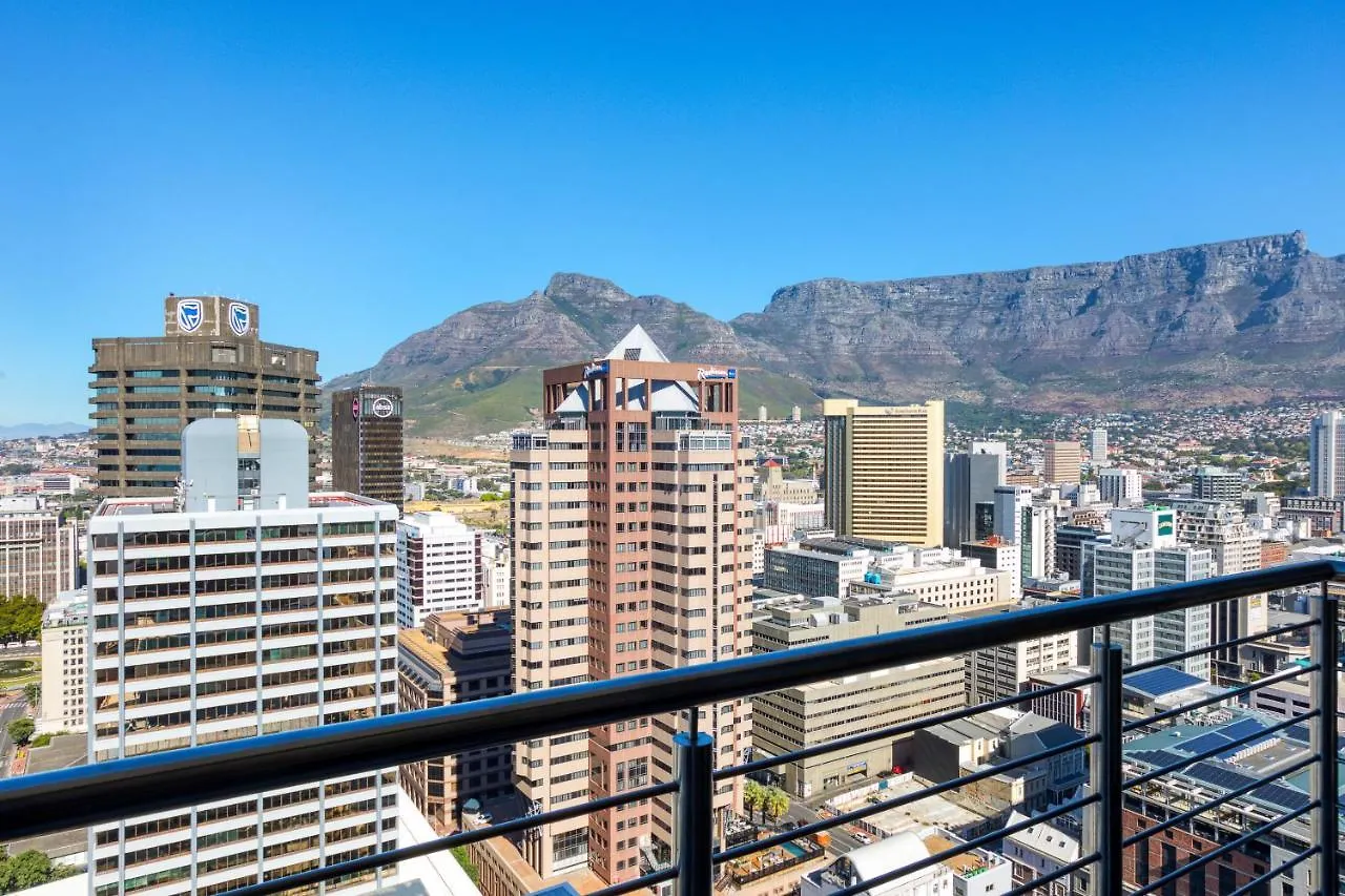 Always-Power Luxury Sky Retreat Apartment Cape Town
