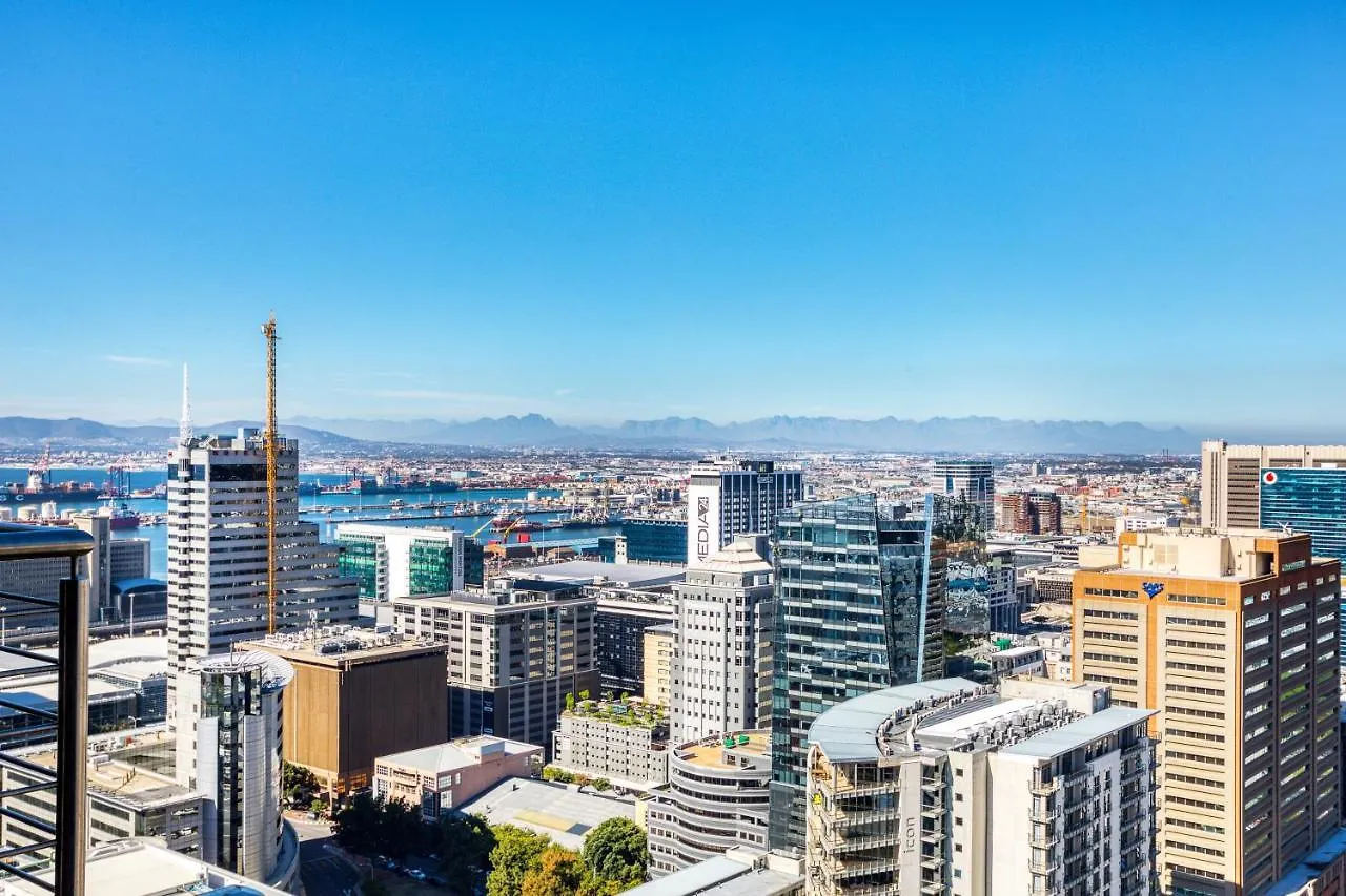 Always-Power Luxury Sky Retreat Apartment Cape Town