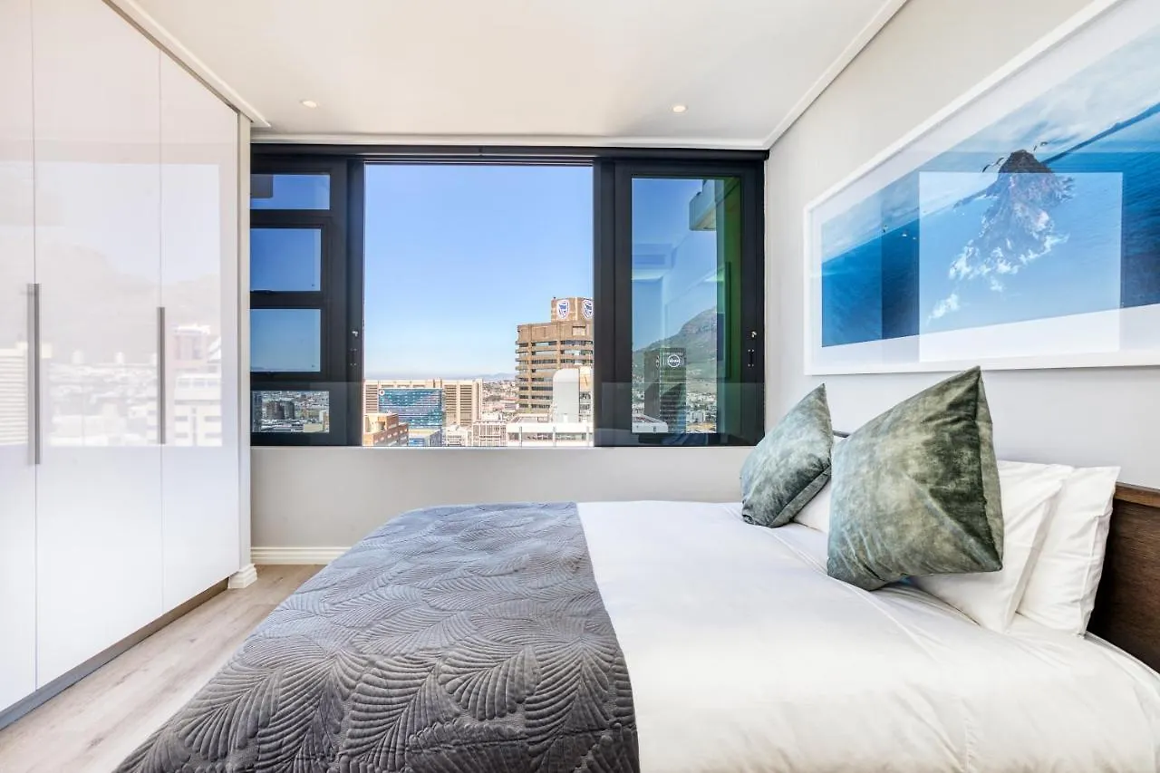 Always-Power Luxury Sky Retreat Apartment Cape Town
